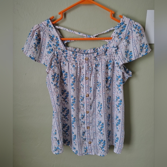 No Boundaries Tops - No Boundaries Women's Medium Floral Short-sleeve Blouse Criss Cross Back